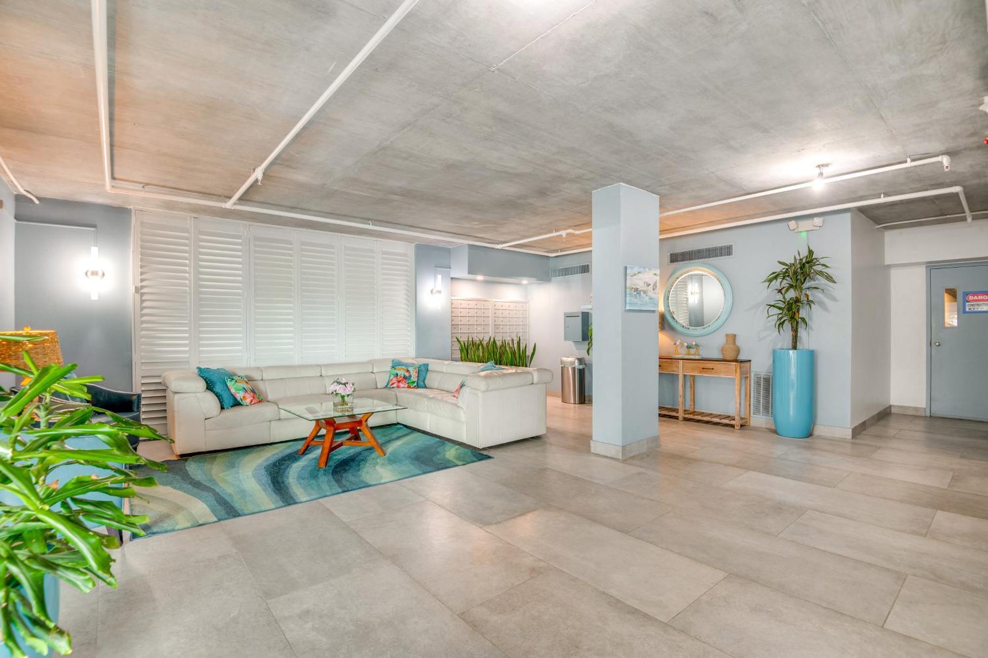 Walk To Shore Satellite Beach Condo With Ocean View Luaran gambar